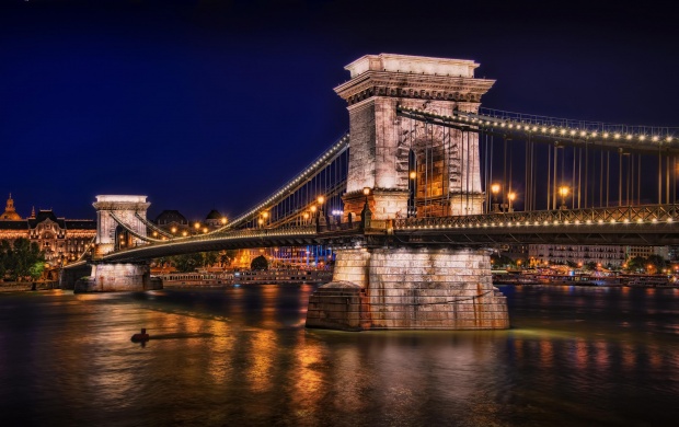 Chain Bridge Budapest (click to view)