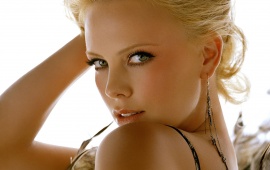 Charlize Theron Beuty Face