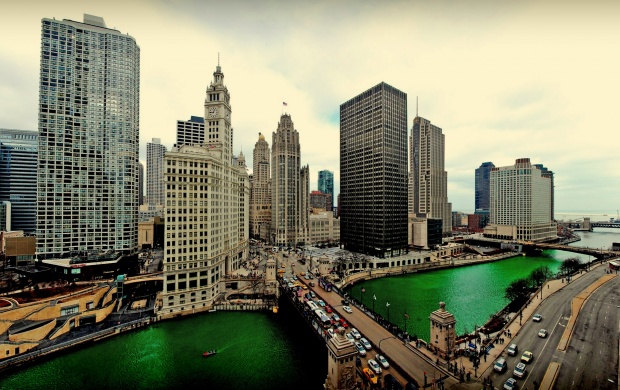 Chicago River Panoramic (click to view)