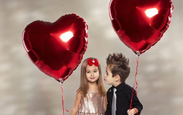 Children Friends Heart Balloon (click to view)