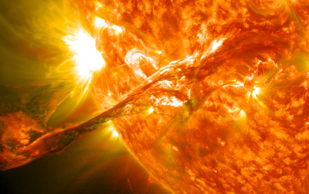 Coronal Mass Ejection (click to view)