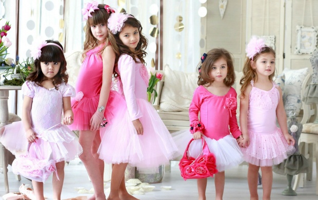 Cute Five Princesses (click to view)
