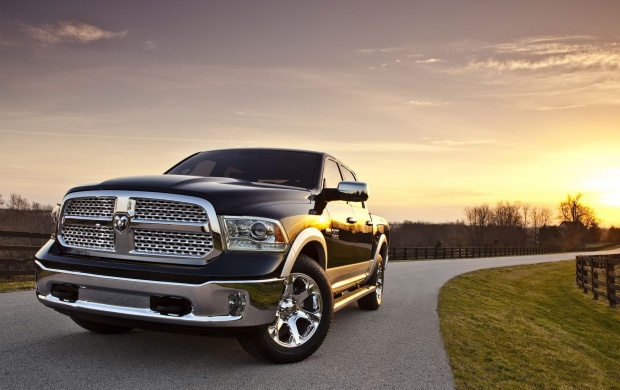 Dodge Ram 1500 2013 (click to view)