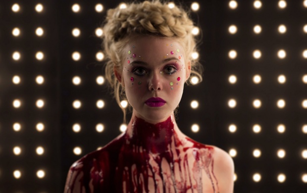 Elle Fanning In The Neon Demon (click to view)