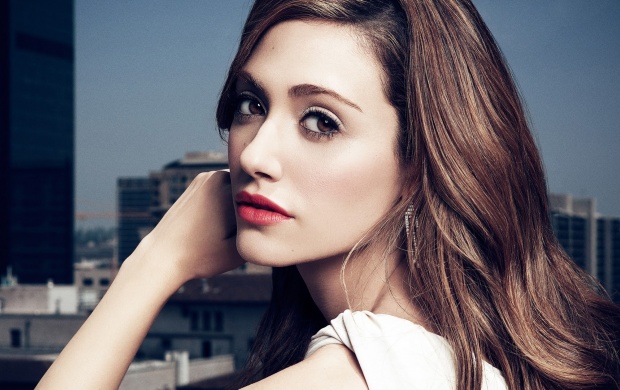 Emmy Rossum (click to view)