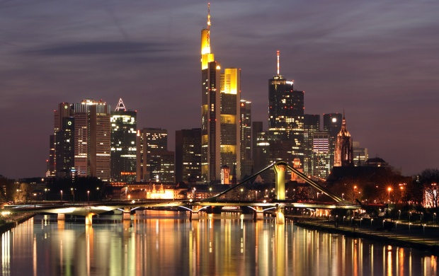 Frankfurt Skyline (click to view)
