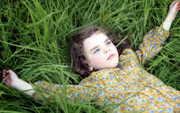 Girl Grass Sleeping Look (click to view)