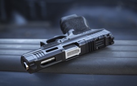 Glock 19 Semi-Automatic Gun