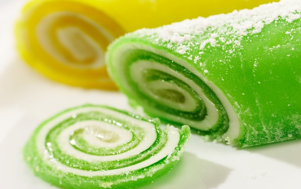 Green And Yellow Sweet Fruit Jelly (click to view)