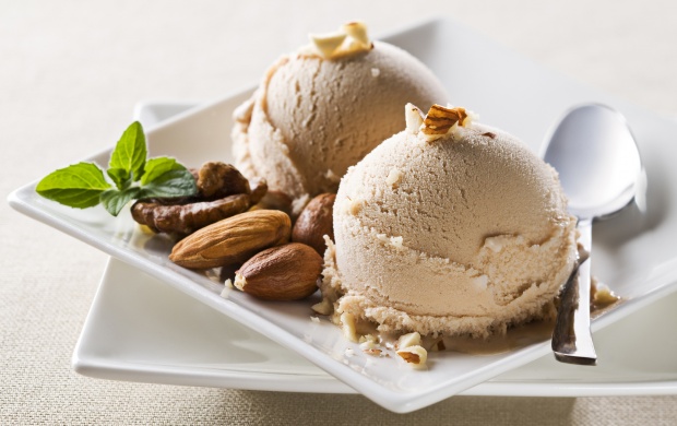 Hazelnut Ice Cream (click to view)