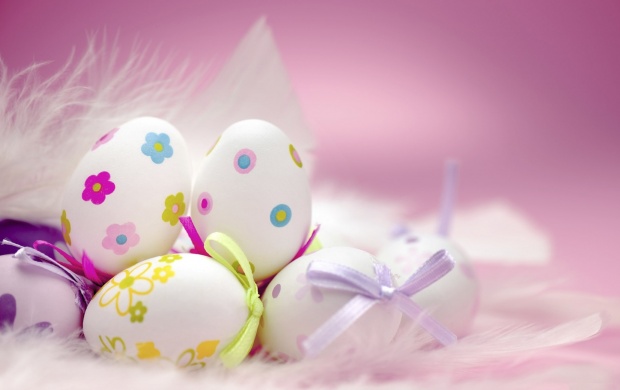 Holiday Feathers Easter Eggs (click to view)