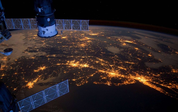 International Space Station Earth (click to view)