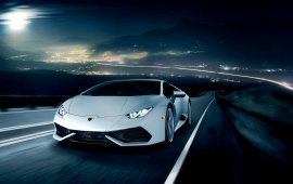 Lamborghini Huracan In The Night