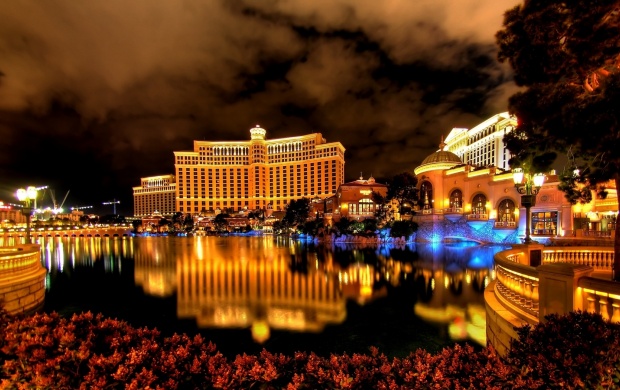 Las Vegas Hotel Night (click to view)