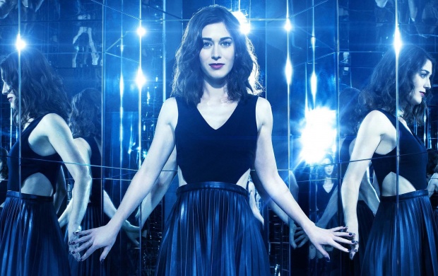 Lizzy Caplan Now You See Me 2 2016 (click to view)