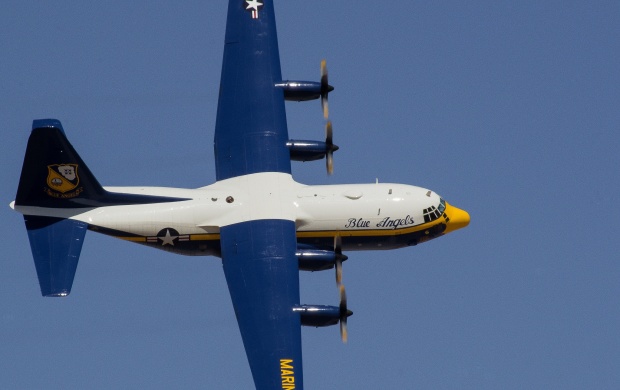 Lockheed C-130T Hercules (click to view)