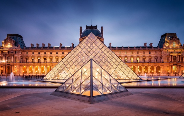 Louvre Museum Paris (click to view)