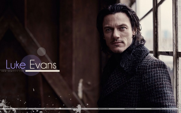 Luke Evans (click to view)