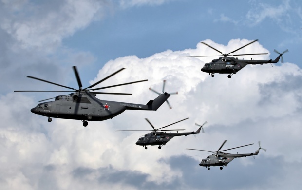 Mi-26 And Mi-8 Flypast (click to view)