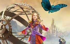 Mia Wasikowska As Alice In Alice Through The Looking Glass