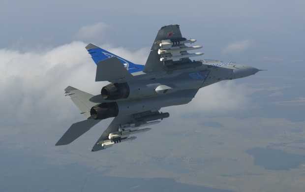 Mikoyan MiG 35 In Sky (click to view)