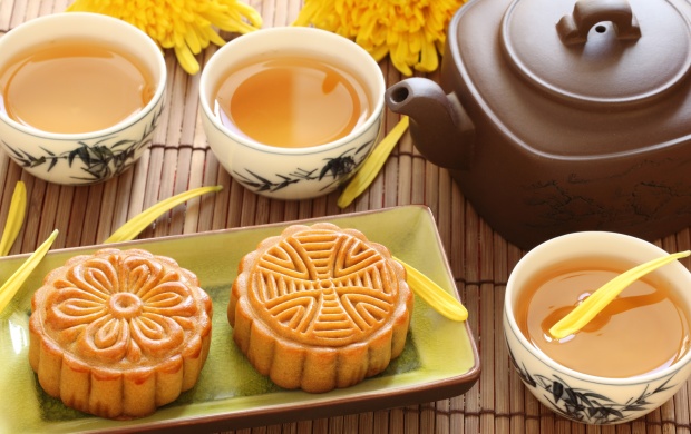 Moon Cake And Tea (click to view)
