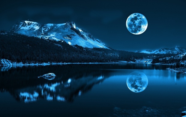 Moon Reflection Lake