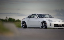 Nissan 350z Front