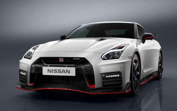Nissan GT-R Nismo 2017 (click to view)