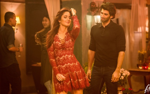 Noor And Firdaus In Fitoor (click to view)