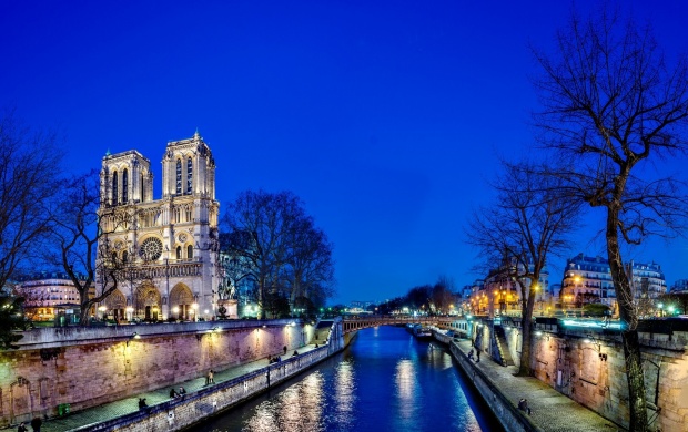 Notre Dame Cathedral Paris France (click to view)