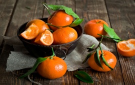Orange Fruit In Bowl