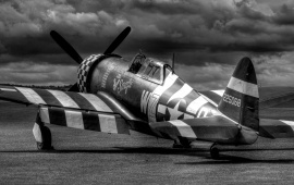 P47 Thunderbolt Fighter Airfield
