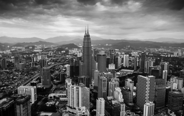 Petronas Towers Kuala Lumpur (click to view)