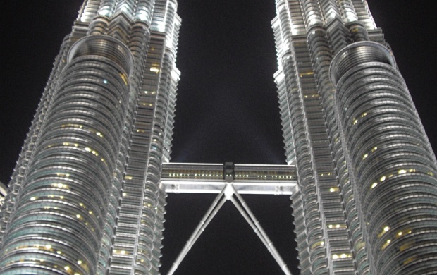 Petronas Twin Towers (click to view)