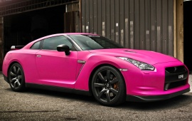 Pink Noise Nissan GTR