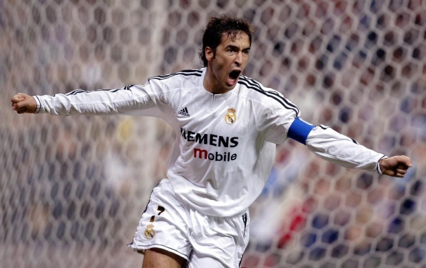 Real Madrid Raul Gonzalez (click to view)