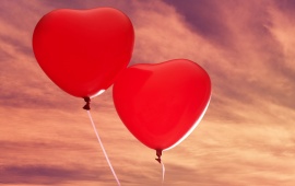 Romantic Heart Air Balloon At Sky