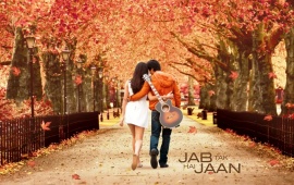 Romantic Jab Tak Hai Jaan Stills