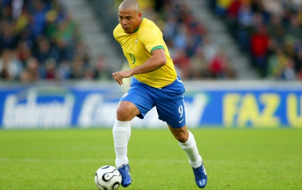 Ronaldo Nazario De Lima (click to view)