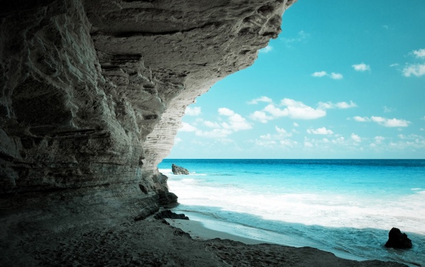 Secret Beach Cave (click to view)