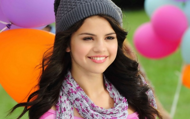 Selena Marie Gomez (click to view)