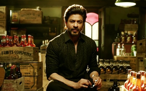 Shah Rukh Khan As Raees (click to view)
