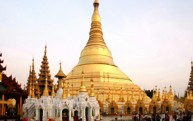 Shwedagon Pagoda (click to view)
