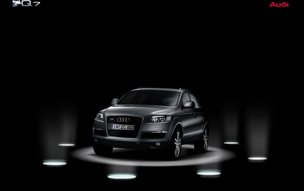 Silver Audi Q7 on stage