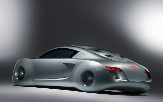 Silver Audi RSQ concept (click to view)