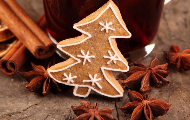 Star Anise Christmas Tree Cookies