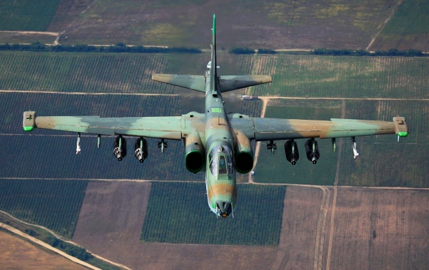 Su-25 Armored Subsonic Bomber (click to view)