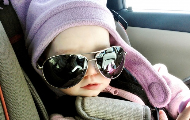 Sunglass Baby (click to view)