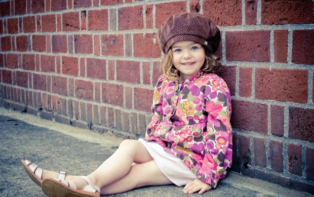 Sweet But Cute Little Girl (click to view)